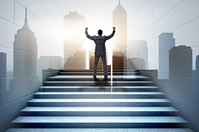 太阳成tyc234cctyc国际王震：“T”字型人才紧缺，人才布局要两条腿走路